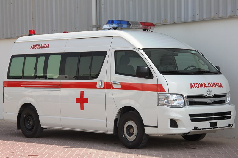 toyota-hiace-4x2-high-roof-ambulance-2- Dazzle UAE